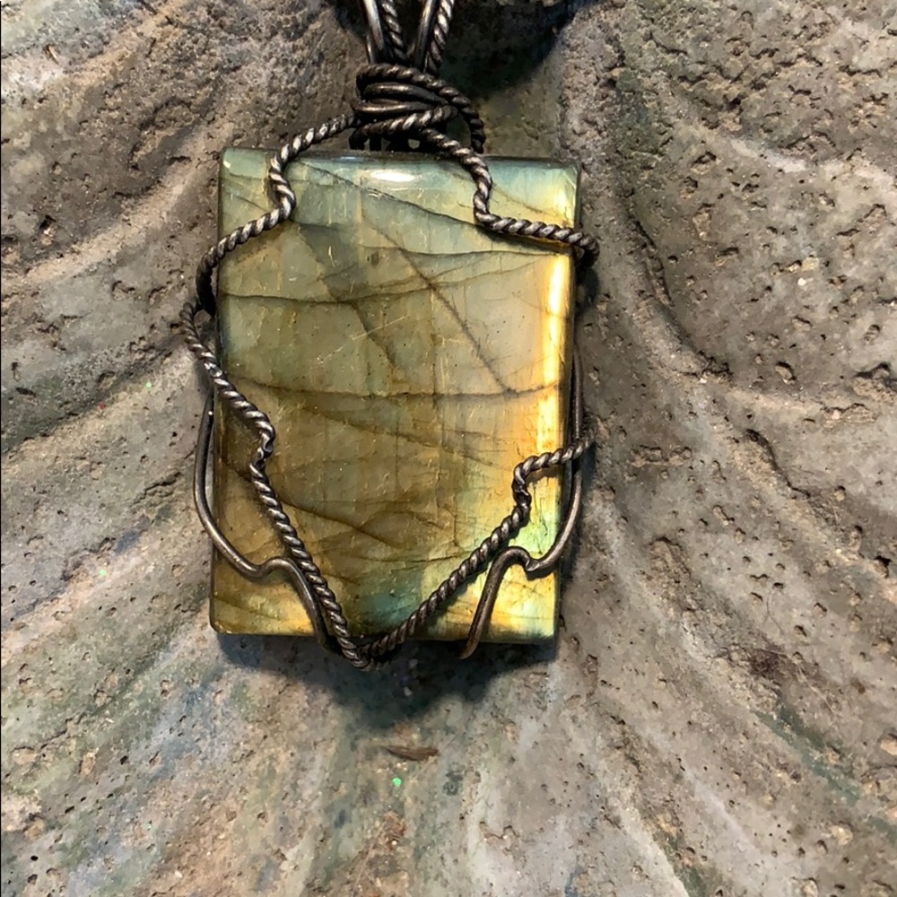 Handcrafted Labradorite pendant